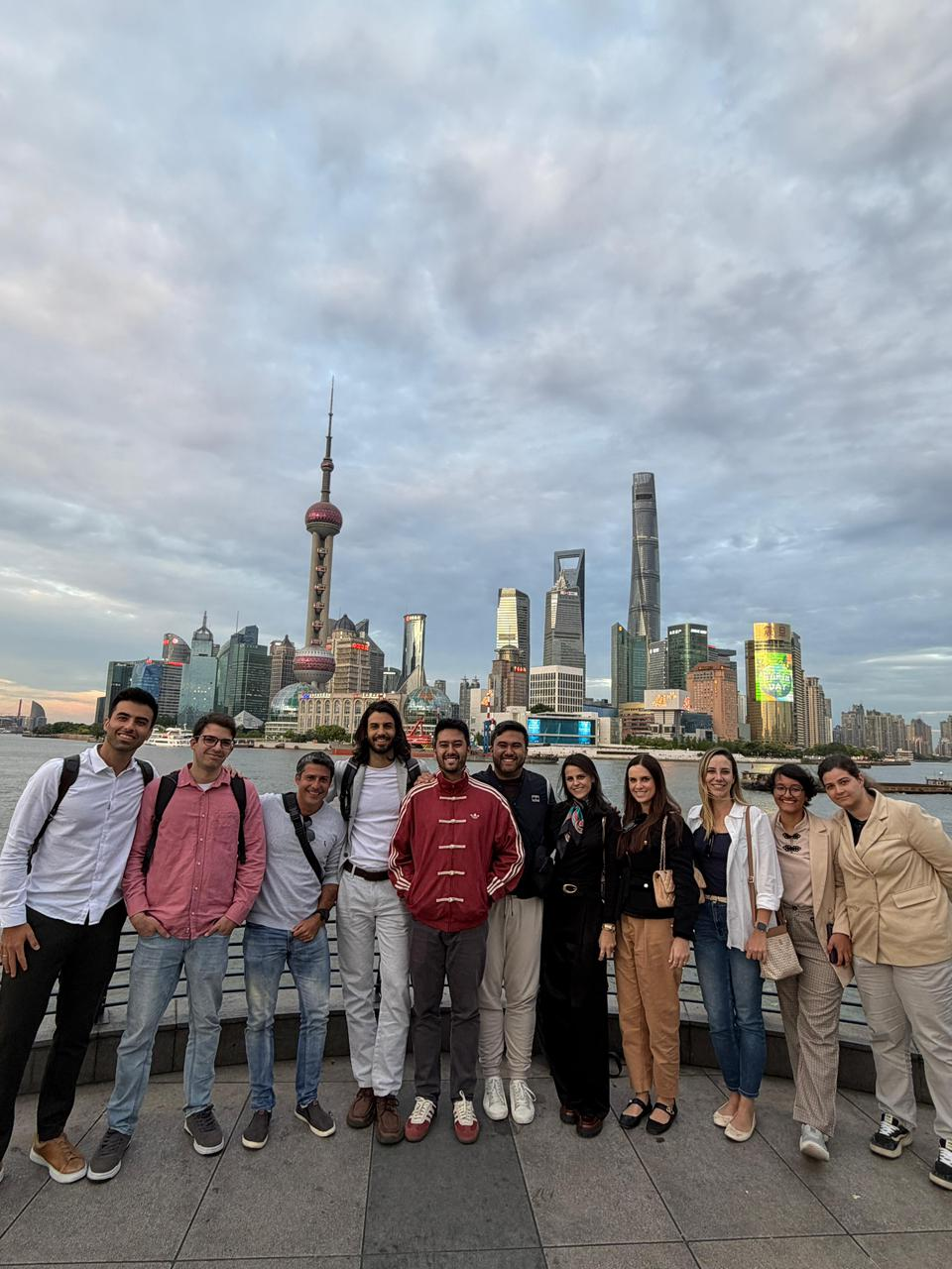 Equipe CHI em visita a hospital chinês